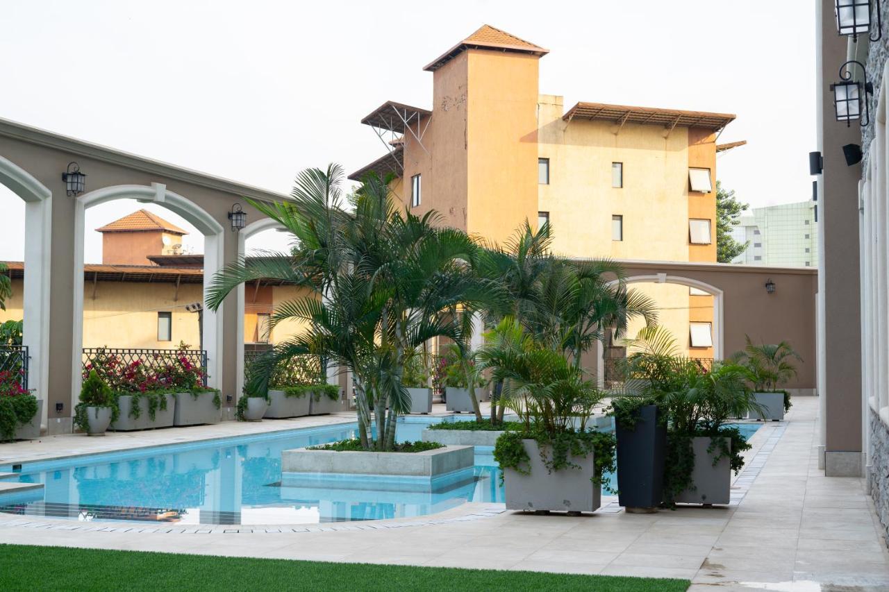 Fontis Residences Hotel Kampala Luaran gambar